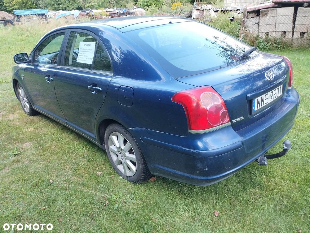 Toyota Avensis 2.0 D-4D Sol - 4