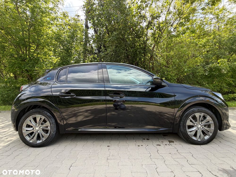 Peugeot 208 Allure - 11