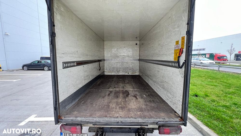 Volkswagen Crafter - 15