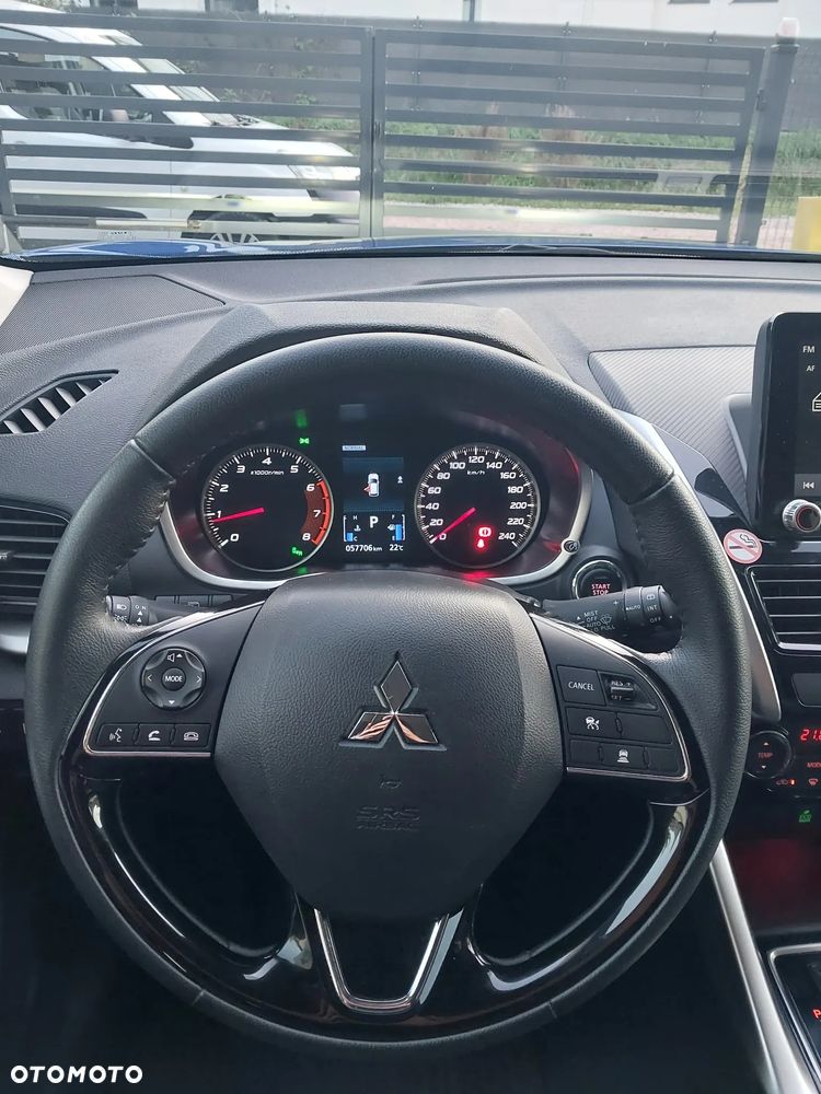 Mitsubishi Eclipse Cross - 10