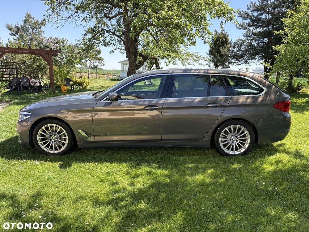 BMW Seria 5 530i xDrive Luxury Line - 35