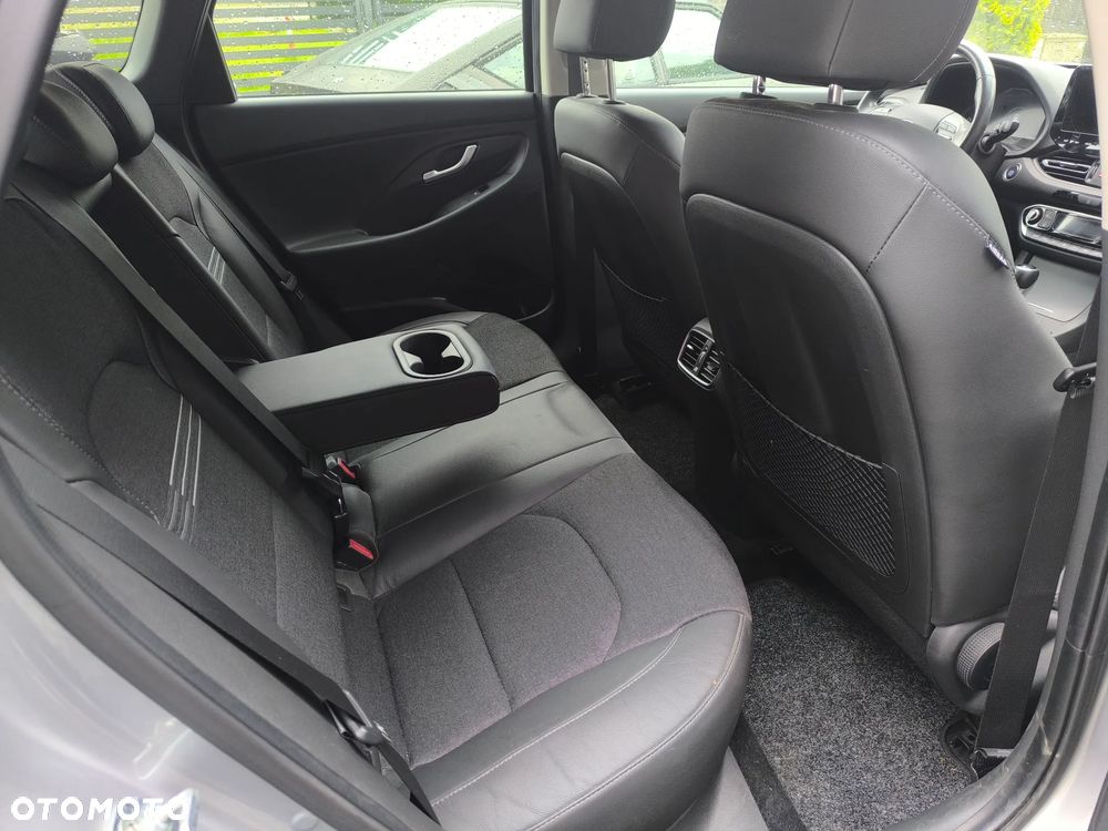 Hyundai i30 1.6 CRDI 48V-Hybrid DCT Prime - 14