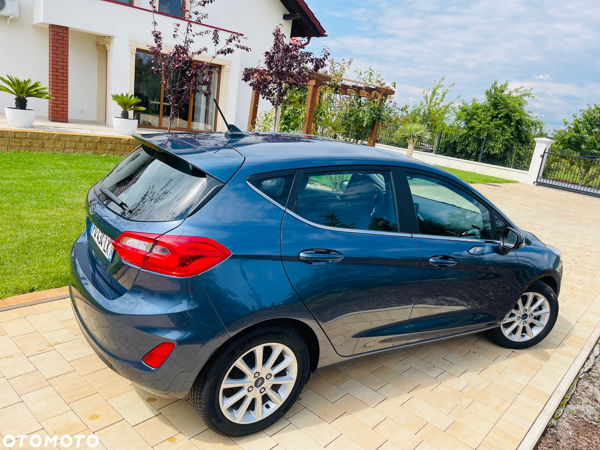 Ford Fiesta 1.0 EcoBoost S&S TITANIUM - 4