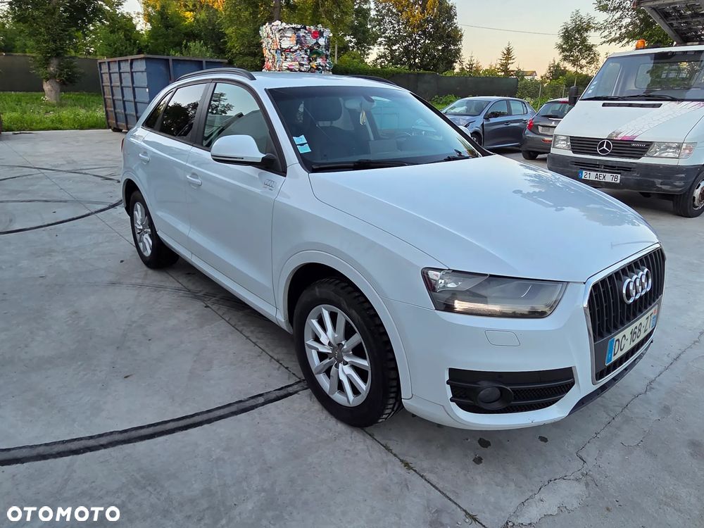 Audi Q3 2.0 TDI - 1