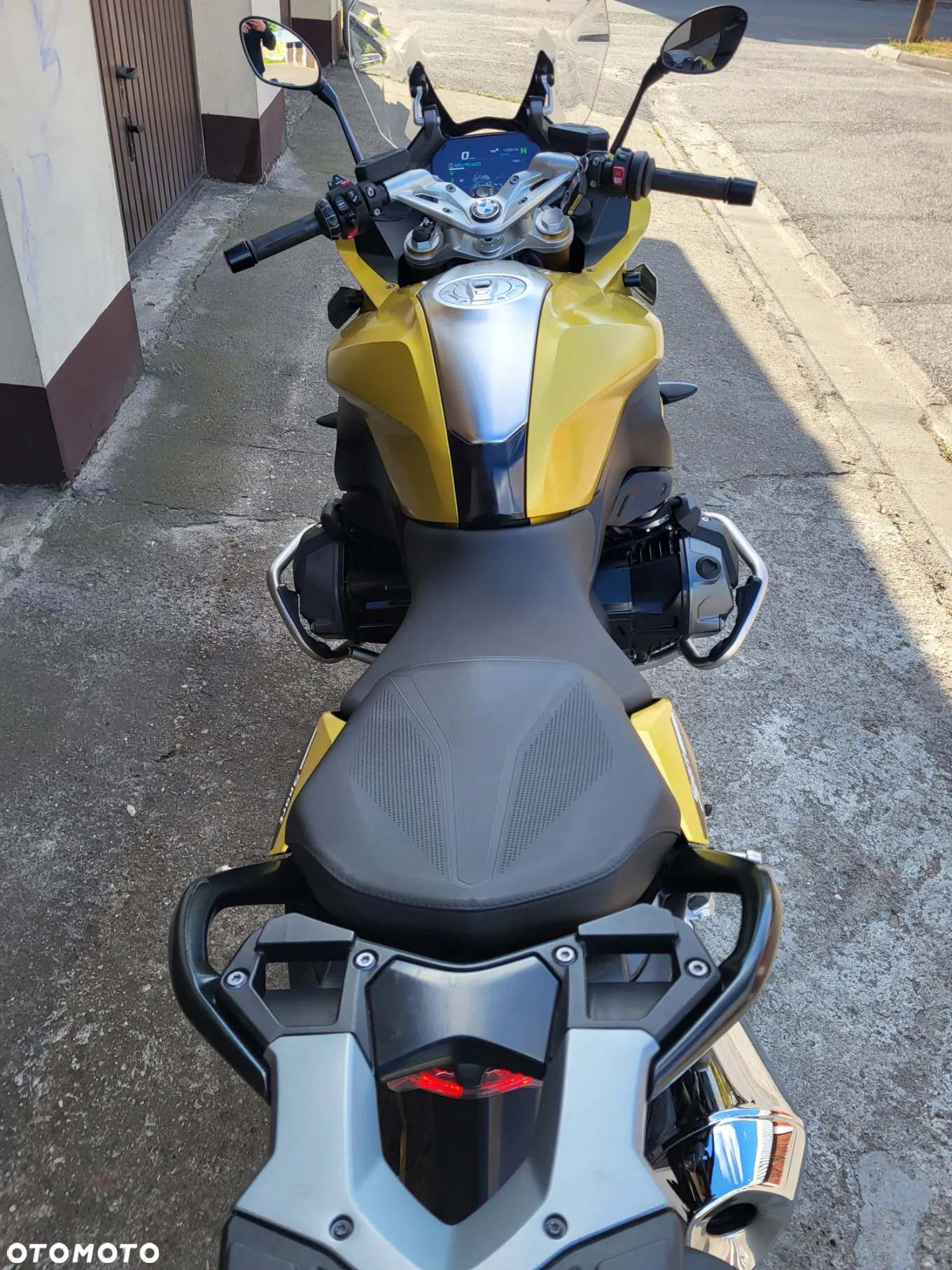 BMW R - 10
