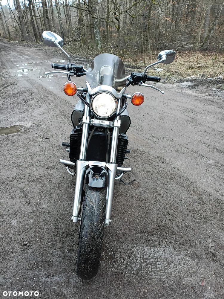 Yamaha V-MAX - 2
