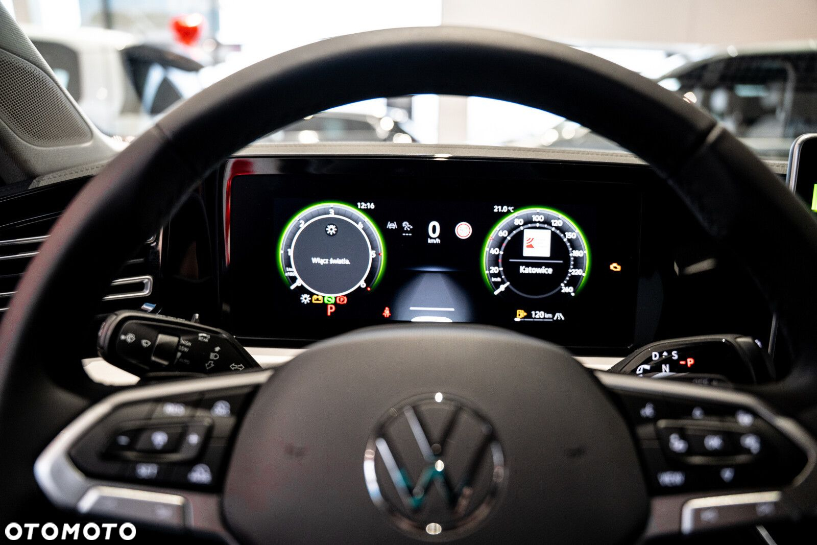 Volkswagen Tiguan - 22