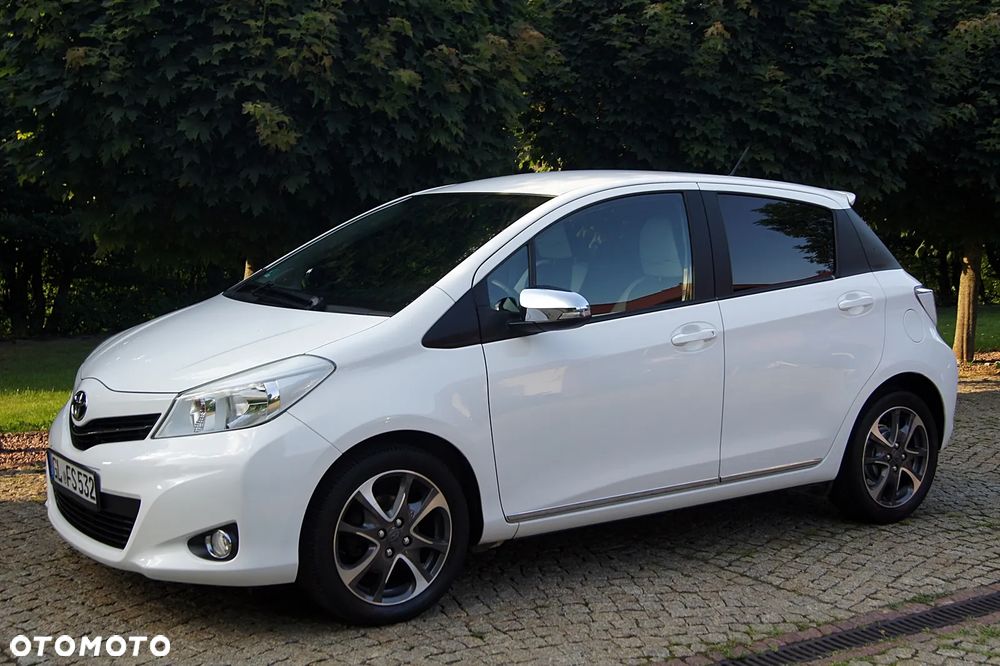 Toyota Yaris 1.33 VVT-i Edition 2014 - 4