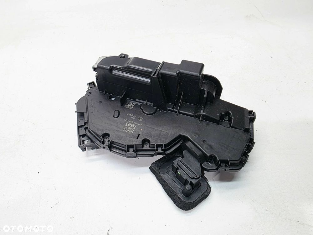 ZAMEK DRZWI PRAWY TYŁ AUDI A3 8Y VOLKSWAGEN SEAT SKODA 5TA839016T - 3