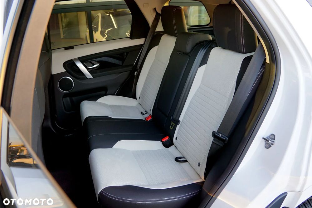 Land Rover Discovery Sport 2.0 D200 mHEV S - 20