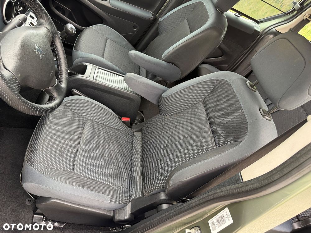 Peugeot Partner 1.6 HDi Outdoor - 23