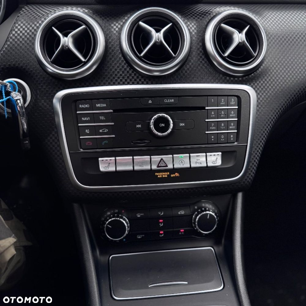 Mercedes-Benz Klasa A 180 CDI 7G-DCT AMG Line - 31