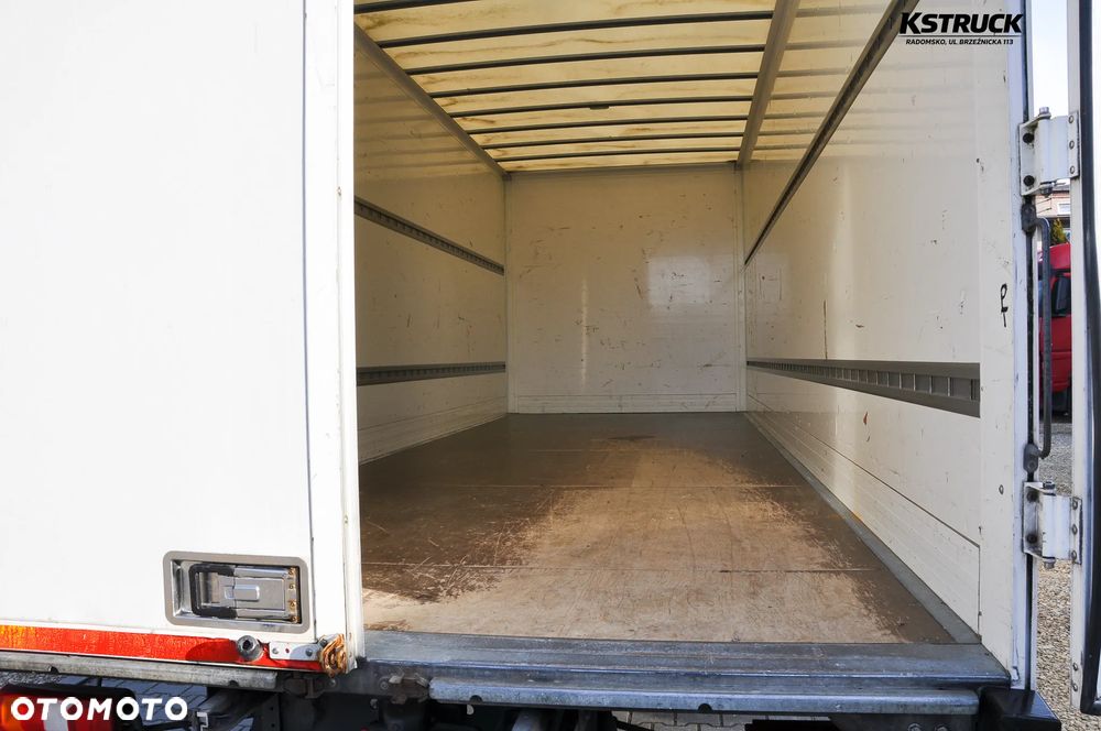 Mercedes-Benz Atego 818 L Kontener 7,25 - 7