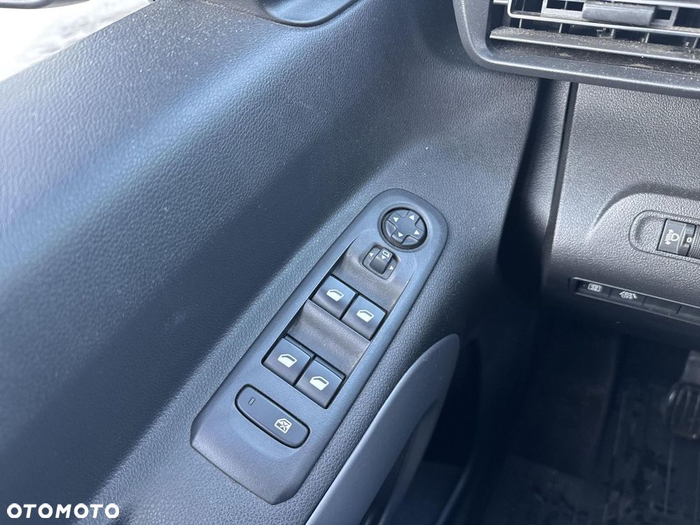 Toyota Proace City Verso 1.5 D-4D Family - 18