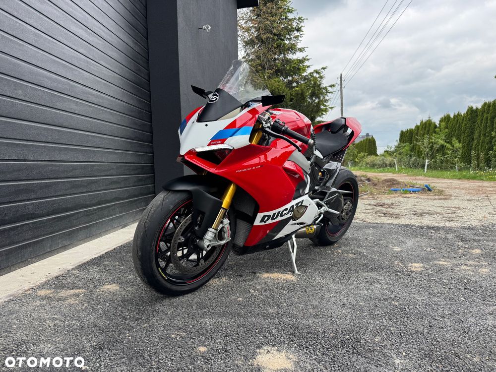 Ducati Panigale V4S - 2