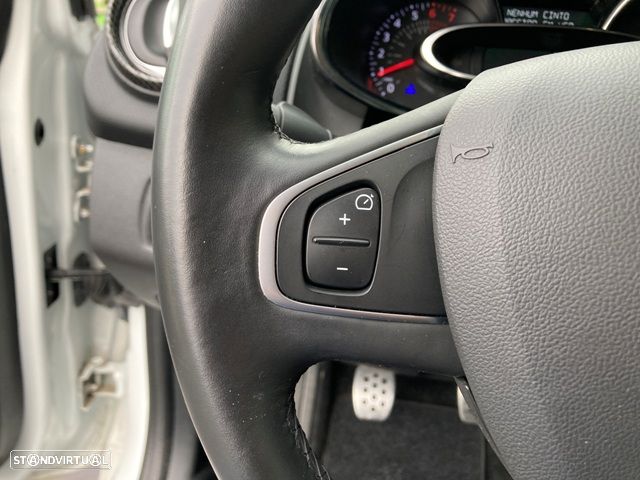 Renault Clio Sport Tourer (Energy) TCe 90 Bose Edition - 17