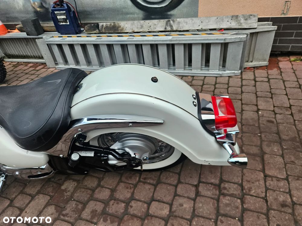 Suzuki VL 800 Volusia - Boulevard C50 - 21