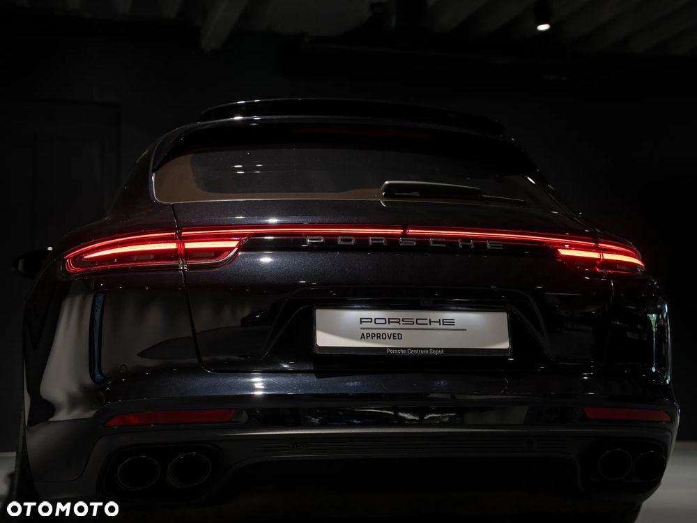 Porsche Panamera Turbo - 14