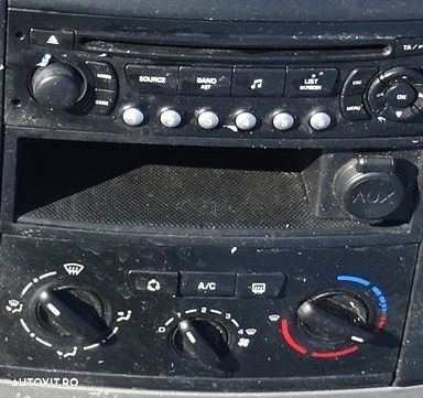 Radio/CD player Peugeot Tepee din 2011 - 1