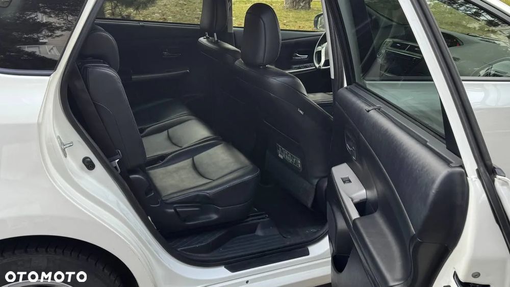 Toyota Prius+ (Hybrid) Executive - 10