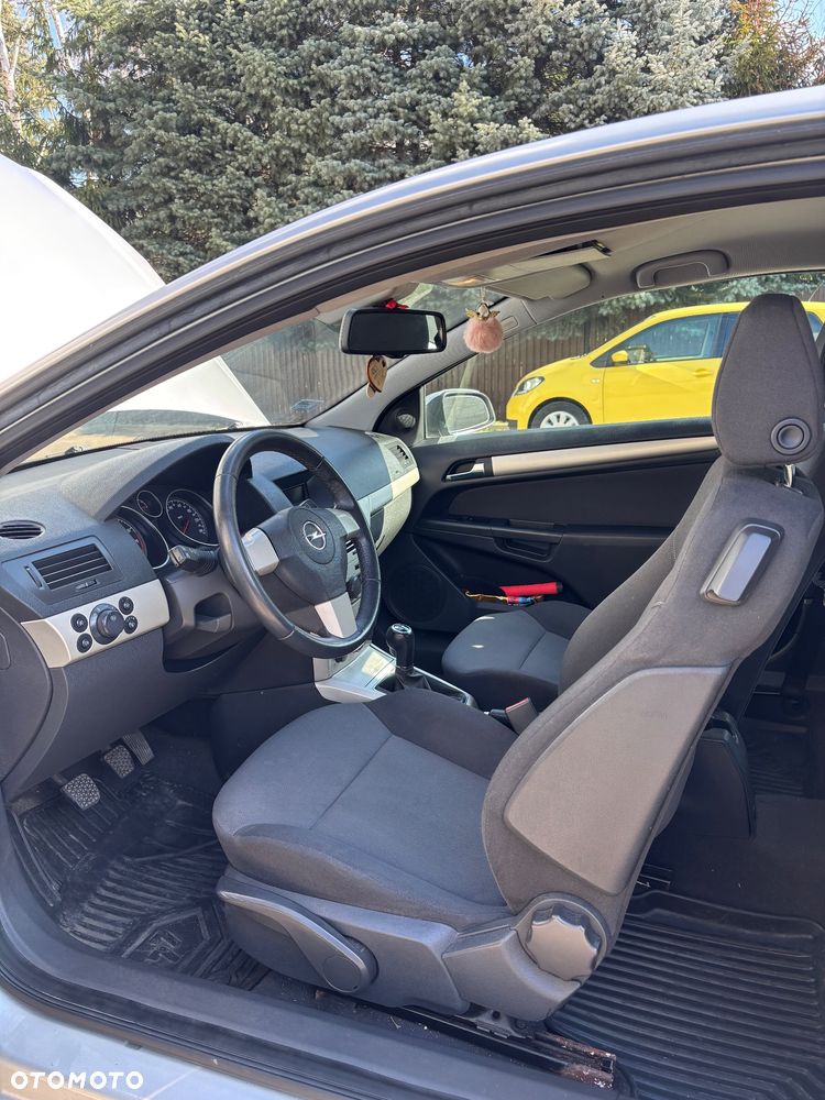 Opel Astra - 9