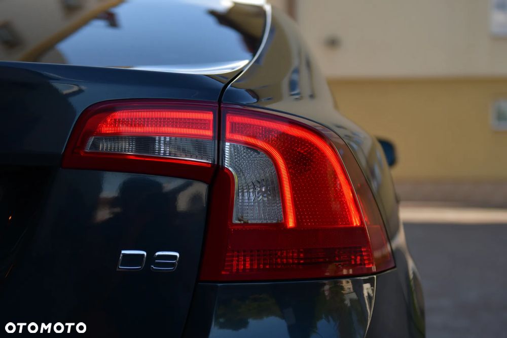 Volvo S60 D3 Momentum - 12