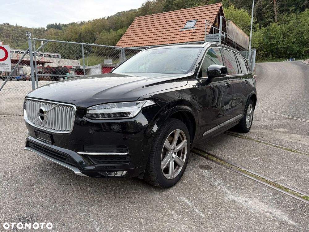 Volvo XC 90 D5 AWD Geartronic Inscription - 1