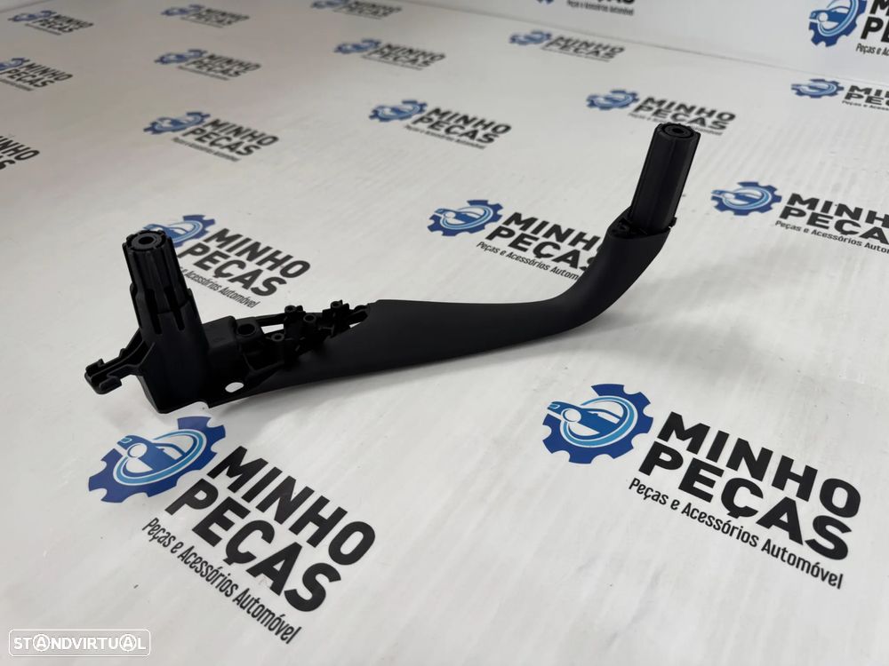 Puxador Traseiro Esquerdo BMW Série 5 (G30/G31/G38/F90) Preto - 2