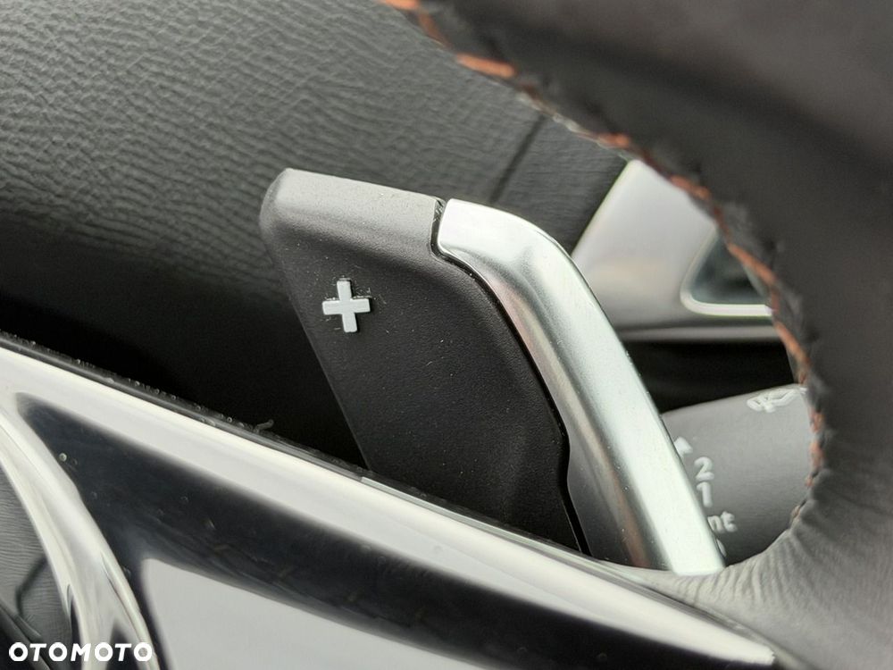 Peugeot 3008 1.6 BlueHDi Allure S&S EAT6 - 23