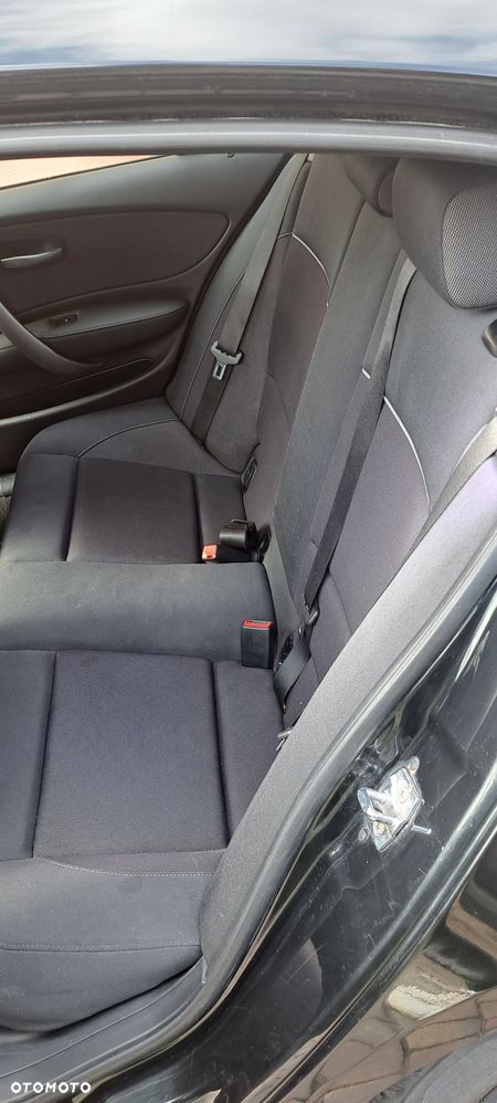 BMW Seria 1 118d - 10