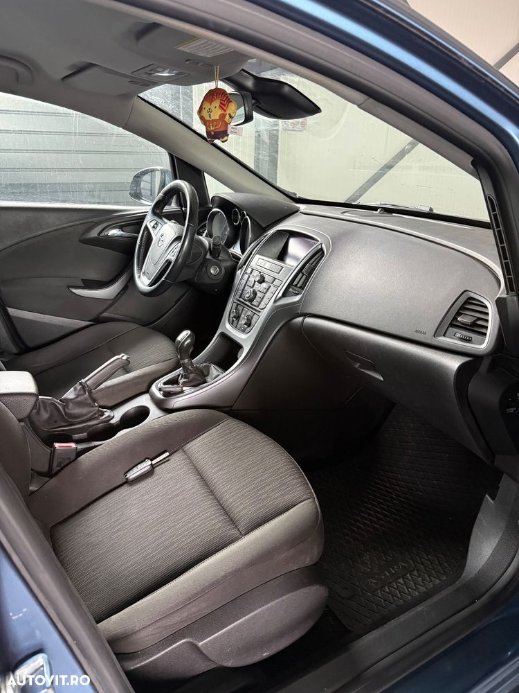 Opel Astra - 3