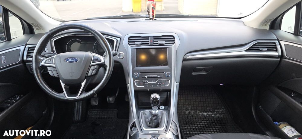 Ford Mondeo 1.5 TDCi ECOnetic Start-Stopp Titanium - 19