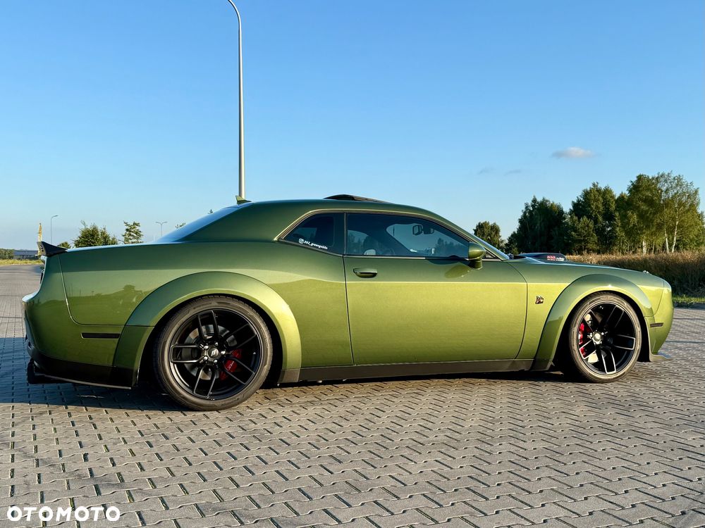 Dodge Challenger 6.4 Scat PackWidebody - 23