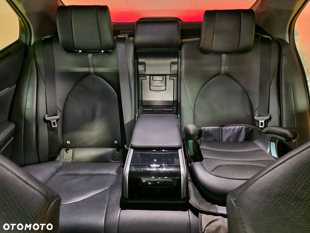 Toyota Camry 2.5 Hybrid Executive CVT - 37