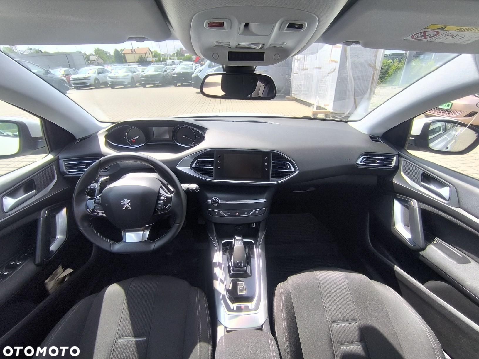 Peugeot 308 1.2 PureTech GPF Allure S&S EAT8 - 15