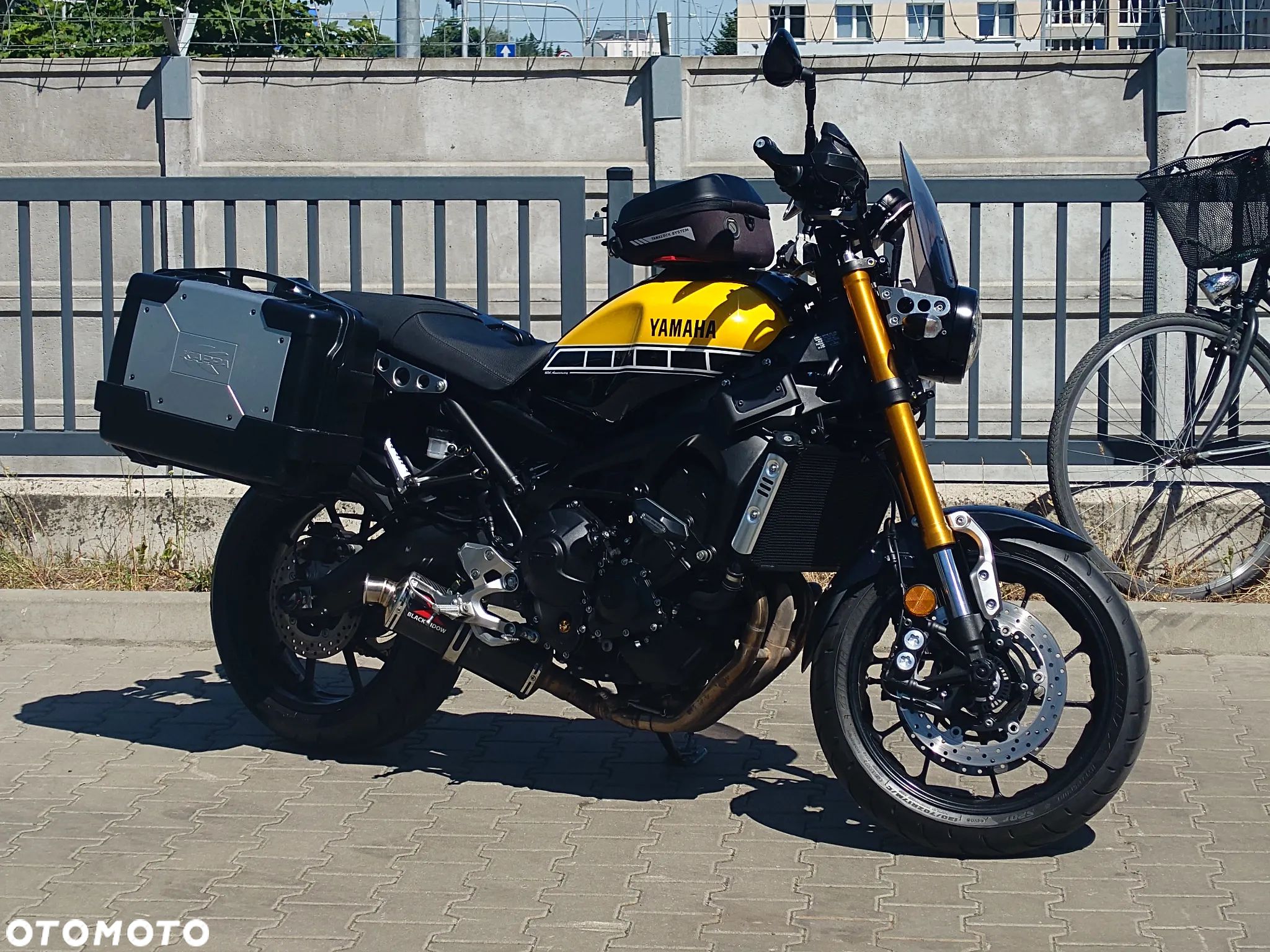 Yamaha XSR - 1