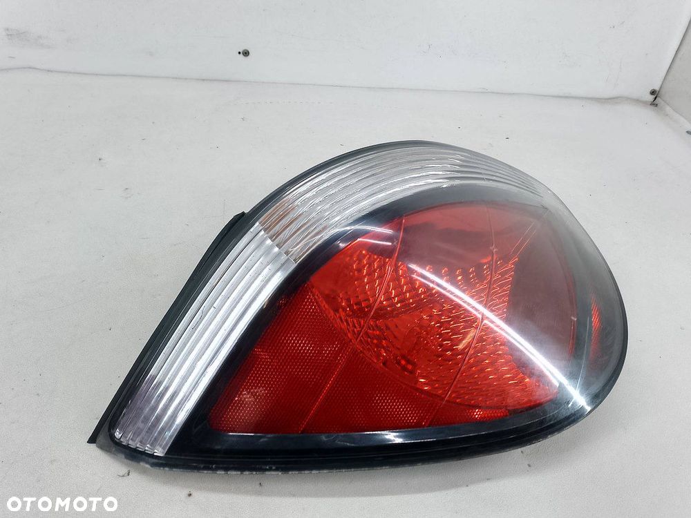 LAMPA TYLNA LEWA KIA RIO II 92401-1G2L - 2
