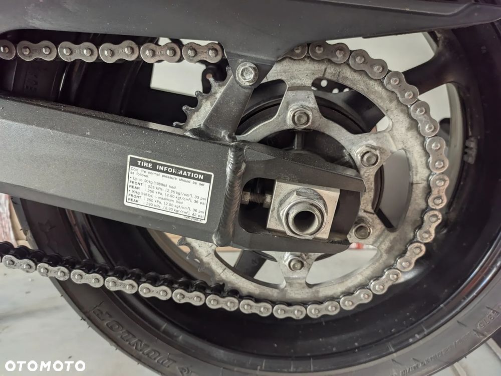 Yamaha FZ6 - 4