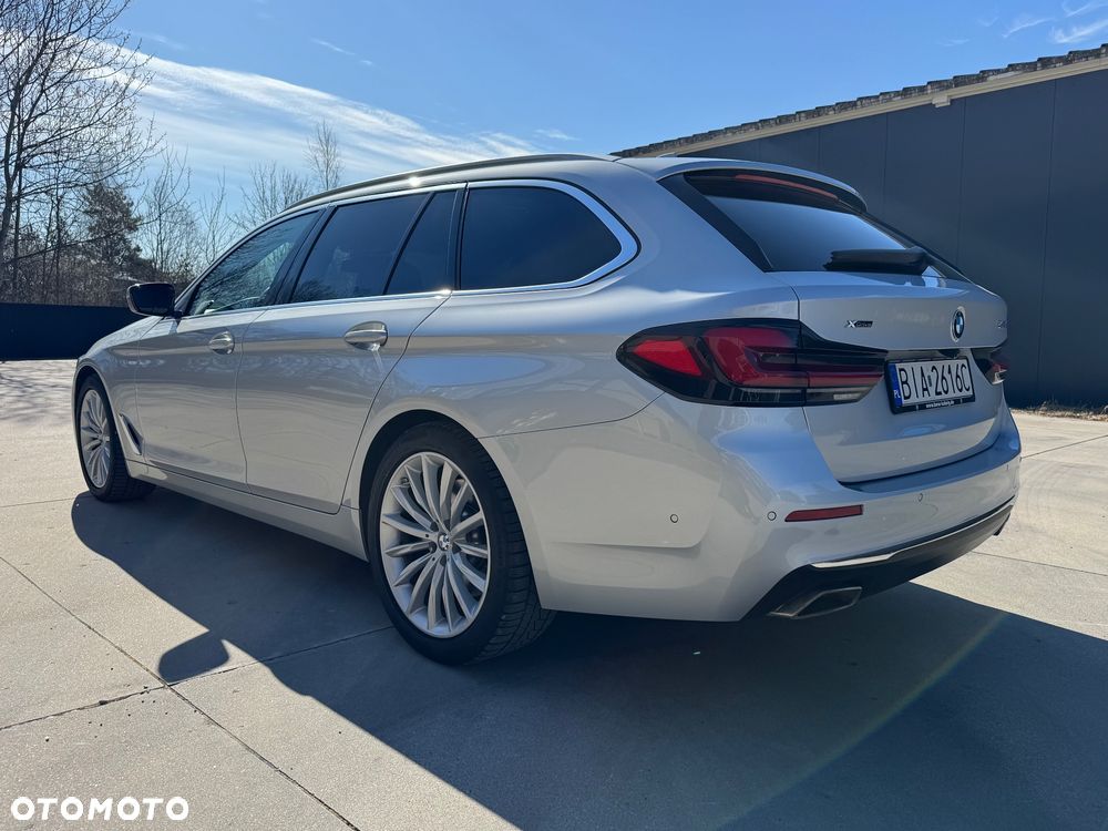 BMW Seria 5 540d xDrive - 9