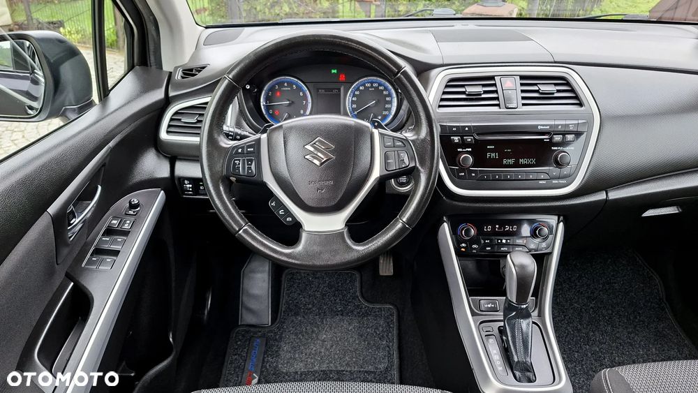 Suzuki SX4 S-Cross 1.6 VVT CVT 4x2 limited - 36
