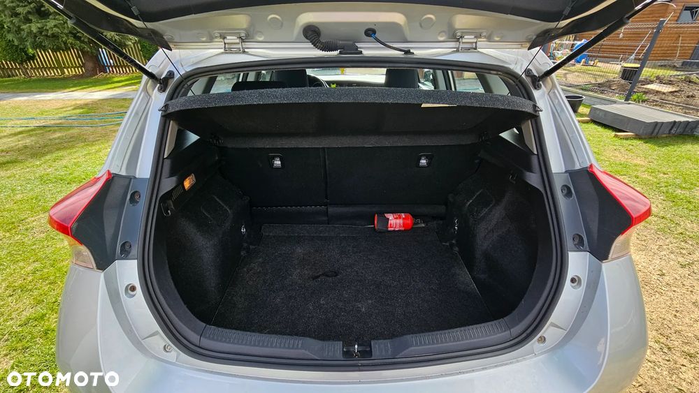 Toyota Auris 1.6 Comfort - 23