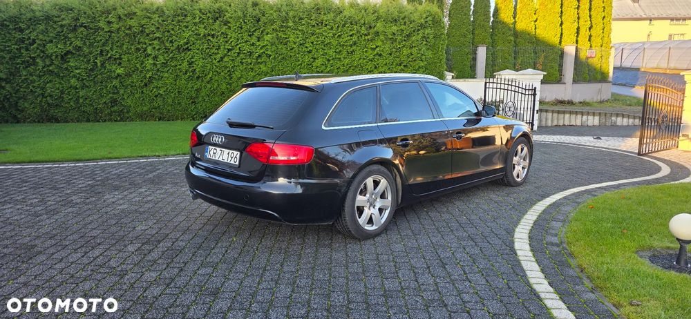 Audi A4 Avant 2011 photo 5