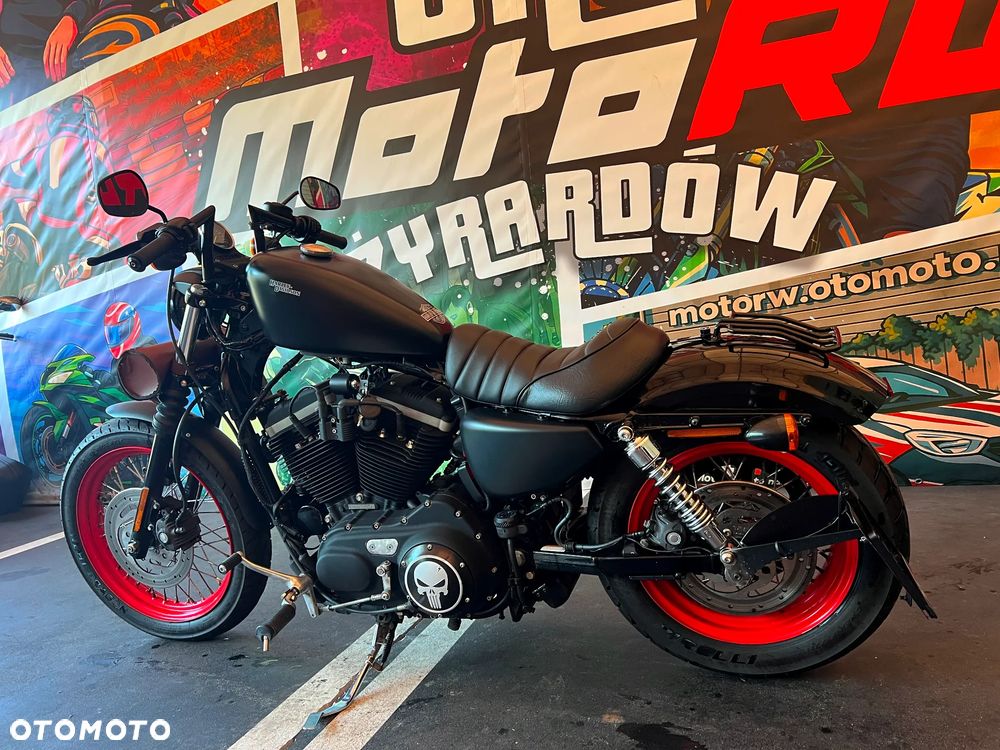 Harley-Davidson Sportster Iron 883 - 18