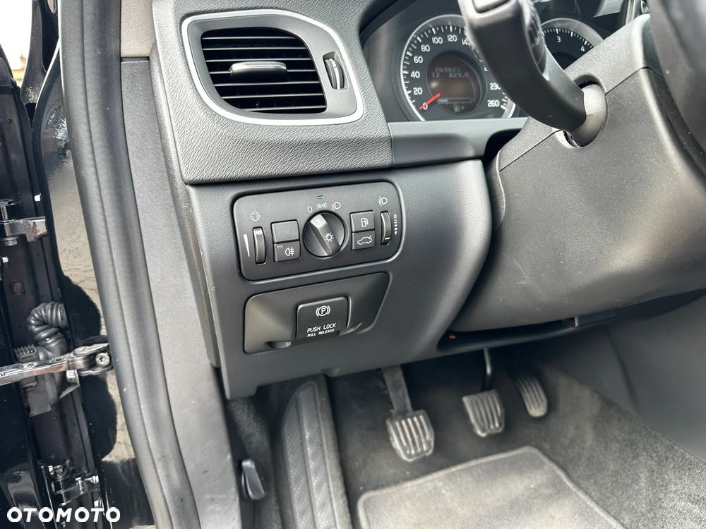 Volvo V60 - 17