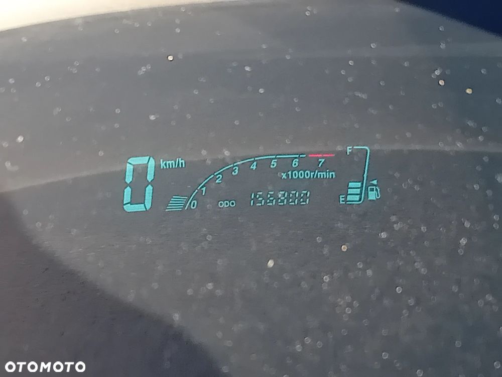 Toyota Yaris 1.3 Terra Plus - 2