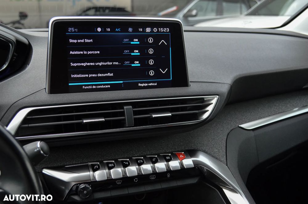 Peugeot 3008 1.5 BlueHDI 130 S&S EAT8 Allure - 8