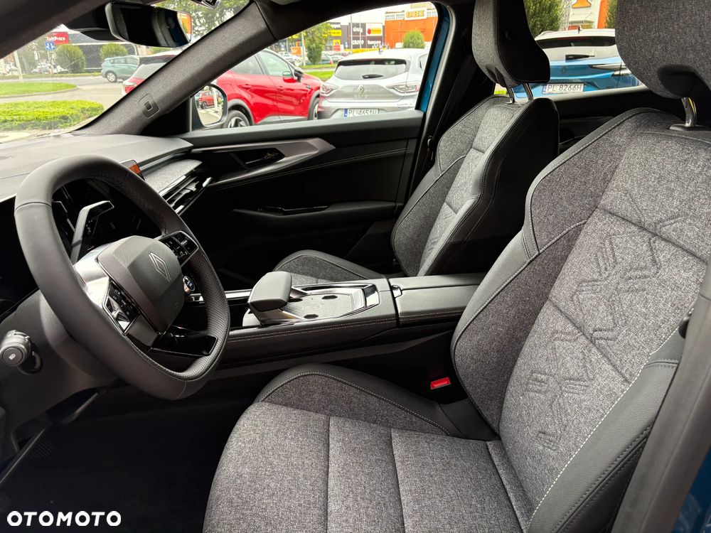 Renault Austral 1.3 TCe mHEV Techno - 11