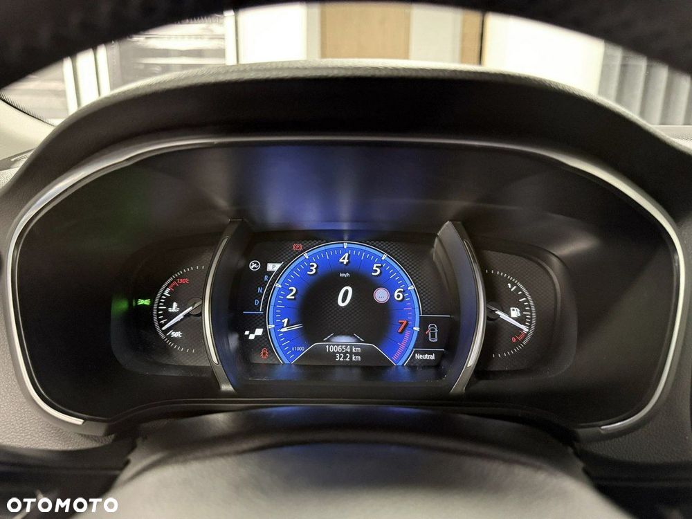 Renault Megane ENERGY TCe 205 EDC GT - 17