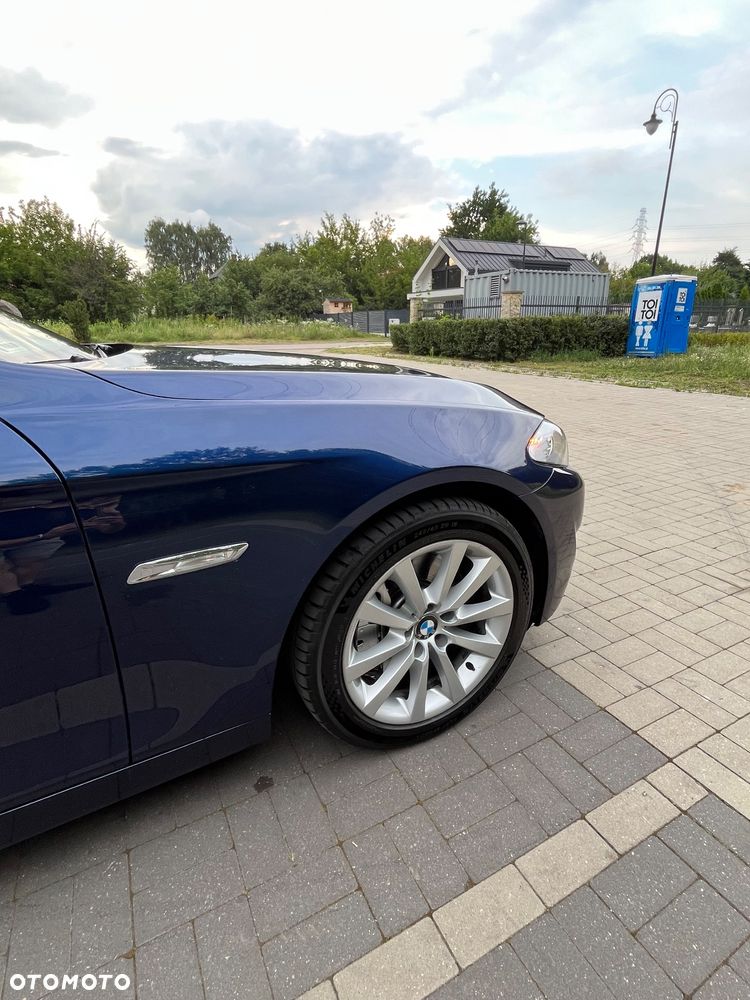 BMW Seria 5 535i xDrive - 10