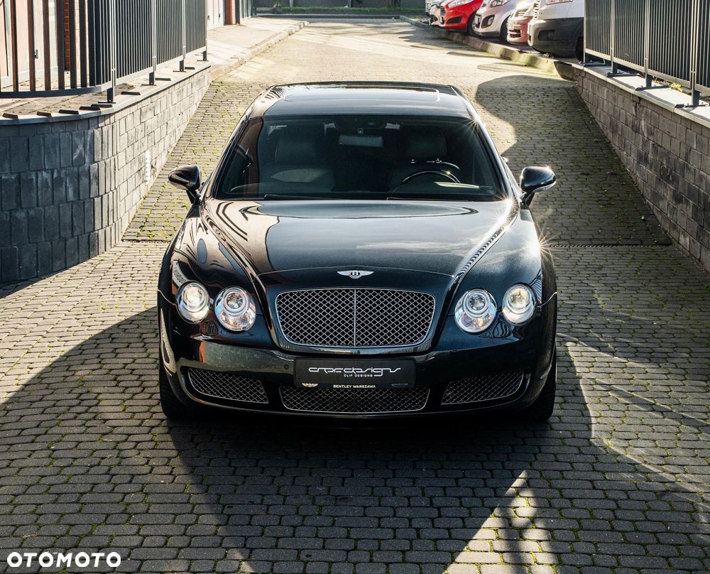 Bentley Flying Spur - 4